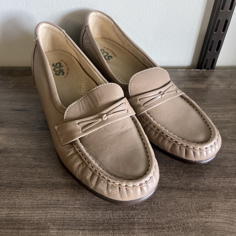 SAS Wedge Shoes 7 Leather Slip On Loafer Tripod Comfort Tan Barely Worn READ